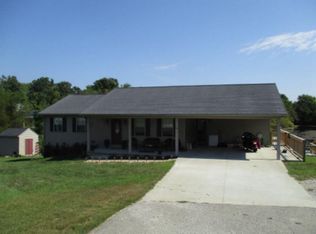 90 Charmark Ct, Morehead, KY 40351