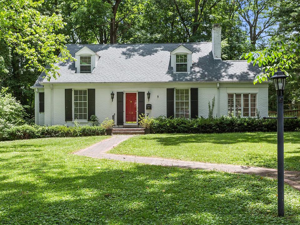 1st image of 228 Trahern Ln