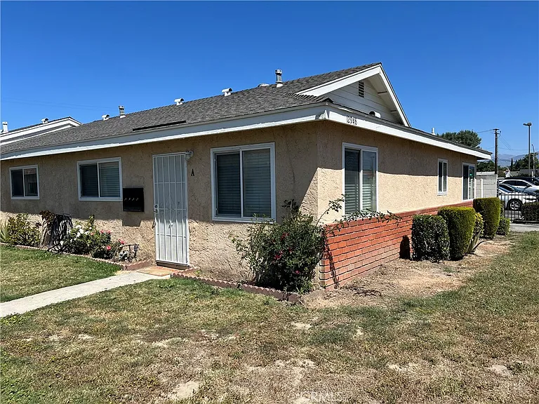 12948 Yorba Ave #A — Photo 15