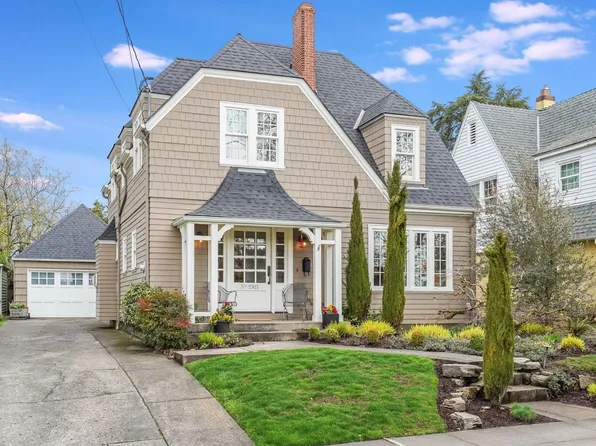 2327 NE Alameda St, Portland, OR 97212