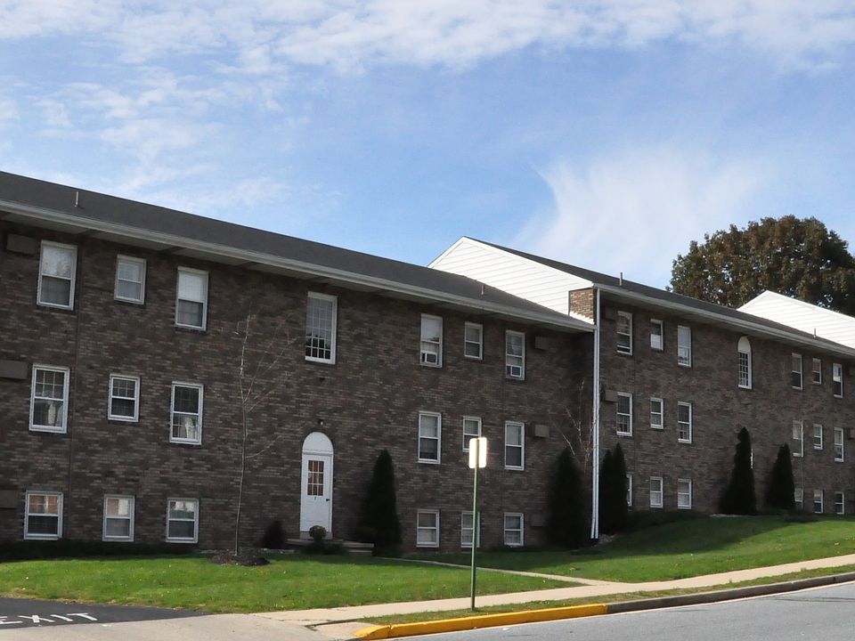 Exterior - Front