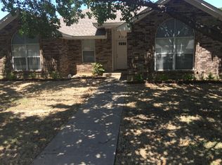 301 Willow Stone St, Denton, TX 76207