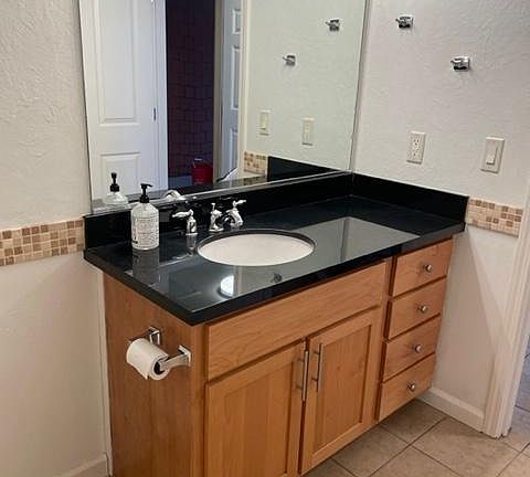 5th image of 1450 Idlewild Dr Unit 1023