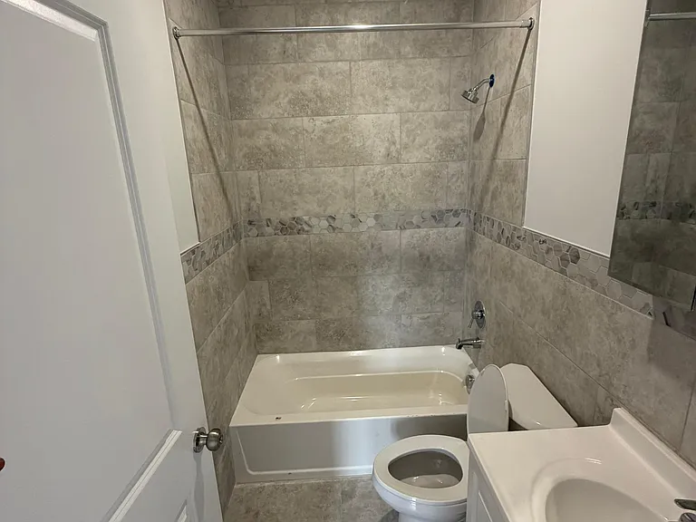181 Munn Ave #4 — Photo 10