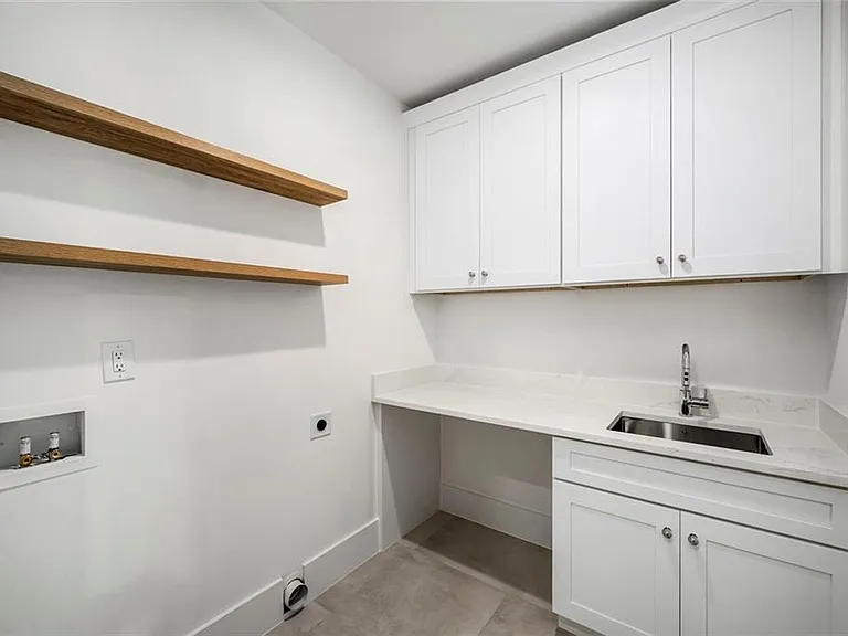 2309 Dinsmore Rd — Photo 68