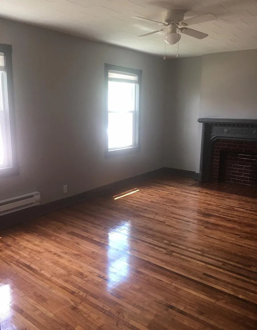 2895 Sullivant Avenue — Photo 2