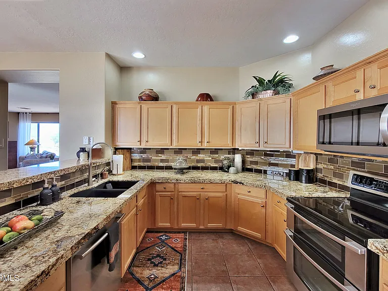 19550 N Grayhawk Dr #2073 — Photo 12