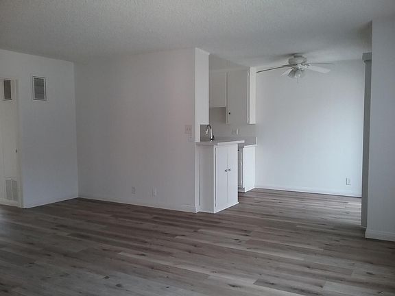 3rd image of 1244 11th St APT D