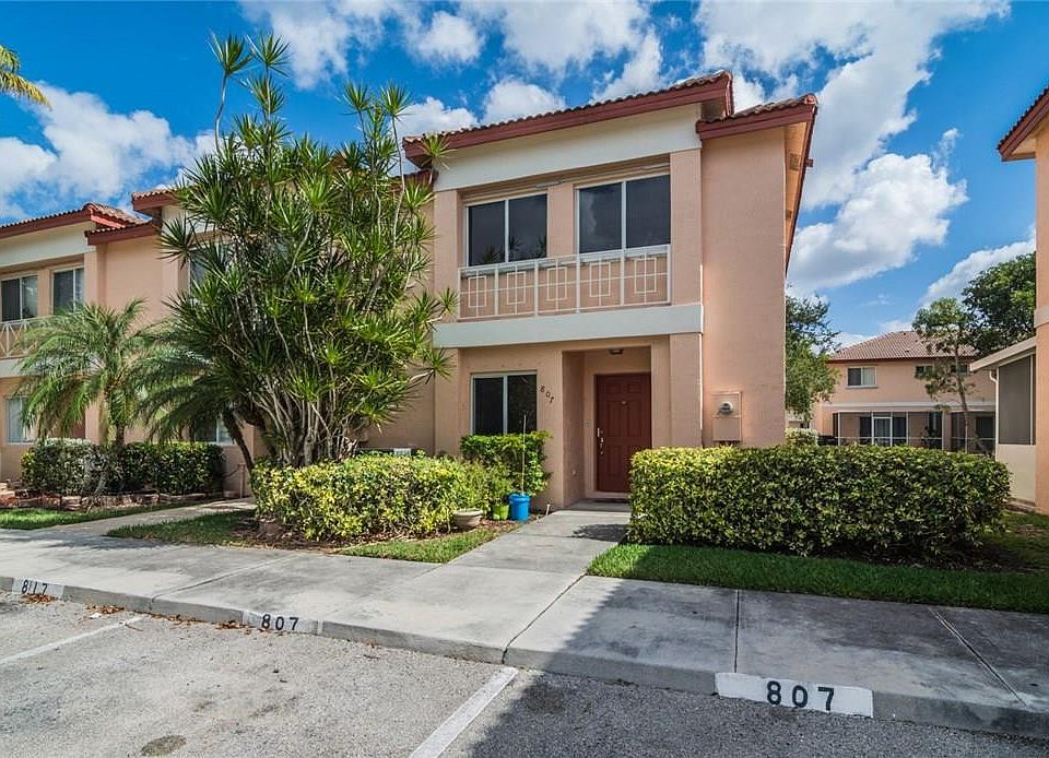 1st image of 807 NW 208th Drive #807