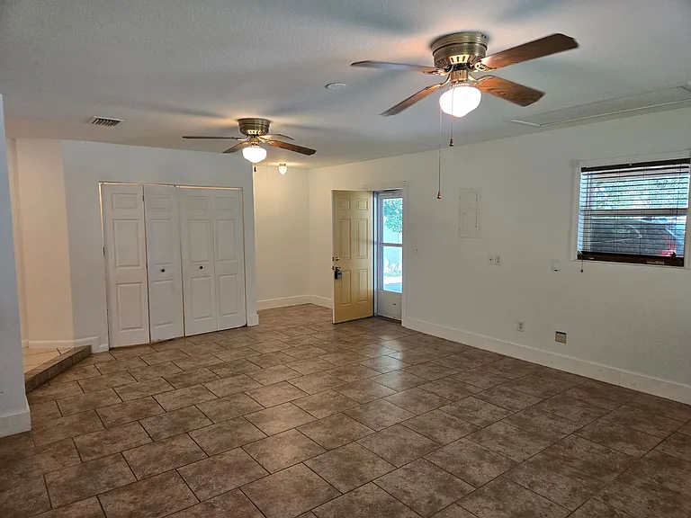 408 E Kentucky Ave — Photo 15