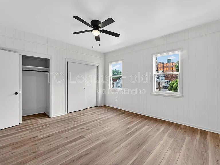 321 Clark St — Photo 34