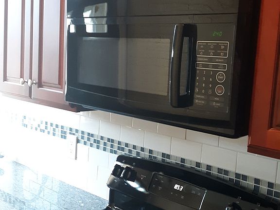 2nd image of 228 W 3rd St Fl 1ST