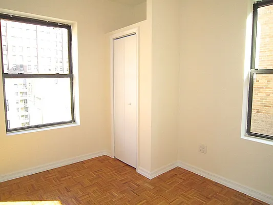 Rented by City Connections Realty | media 28