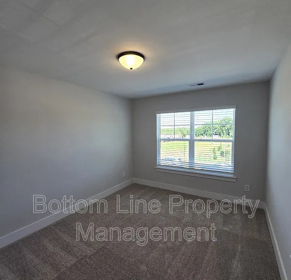 111 Viburnum Rd — Photo 29
