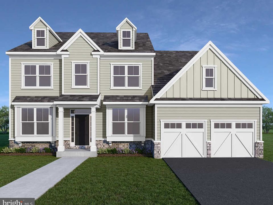1st image of 167 Bowery Ln
