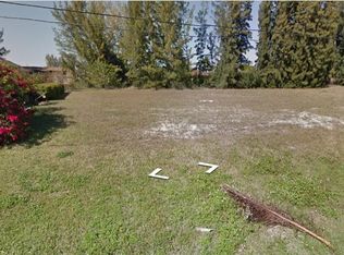 209 SE 21st Ln, Cape Coral, FL 33990