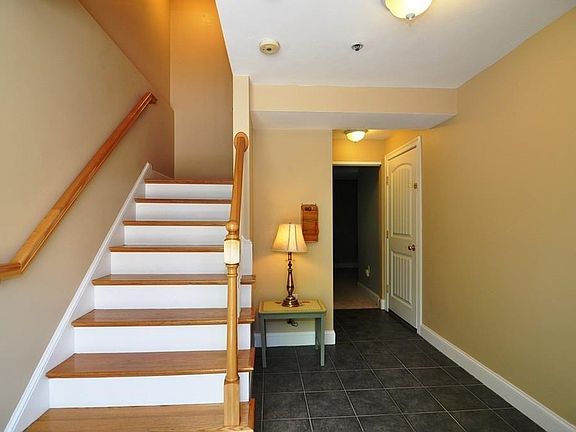 3rd image of 25 Marengo St #25