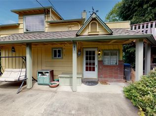 515 Division St, Pt Orchard, WA 98366