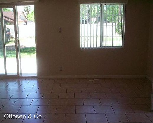 4th image of 2736 N Lugo Ave