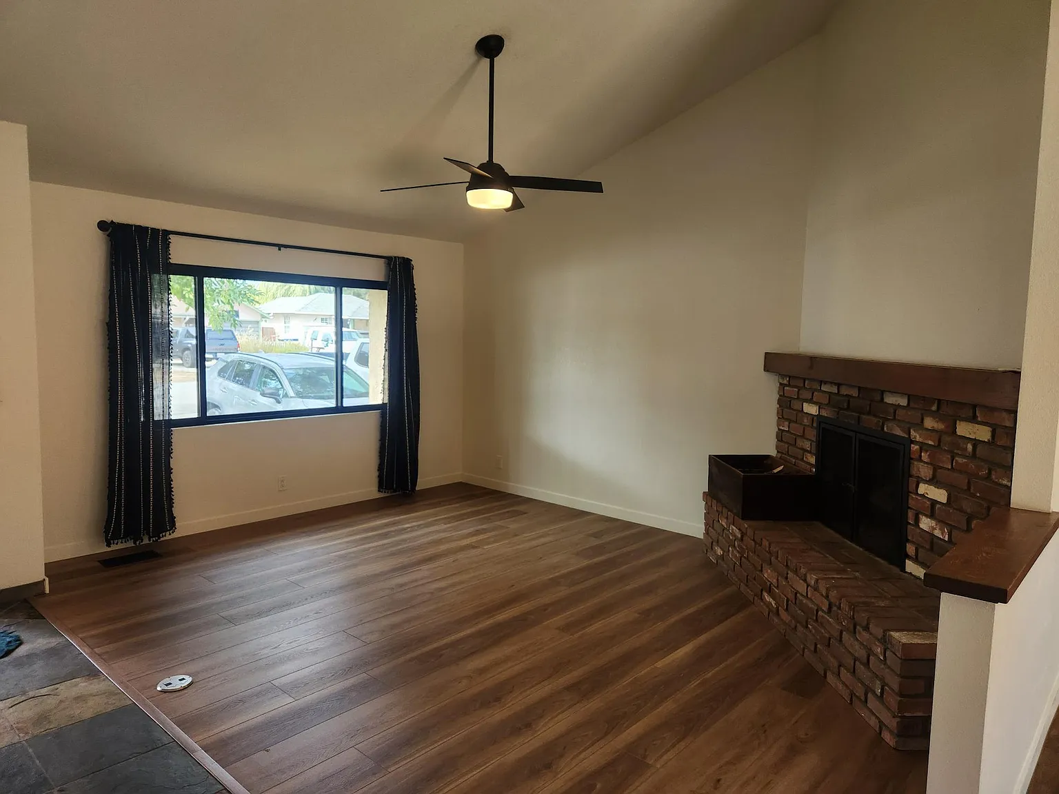 3 bed, 1501 sqft, $4,300 — Photo 4