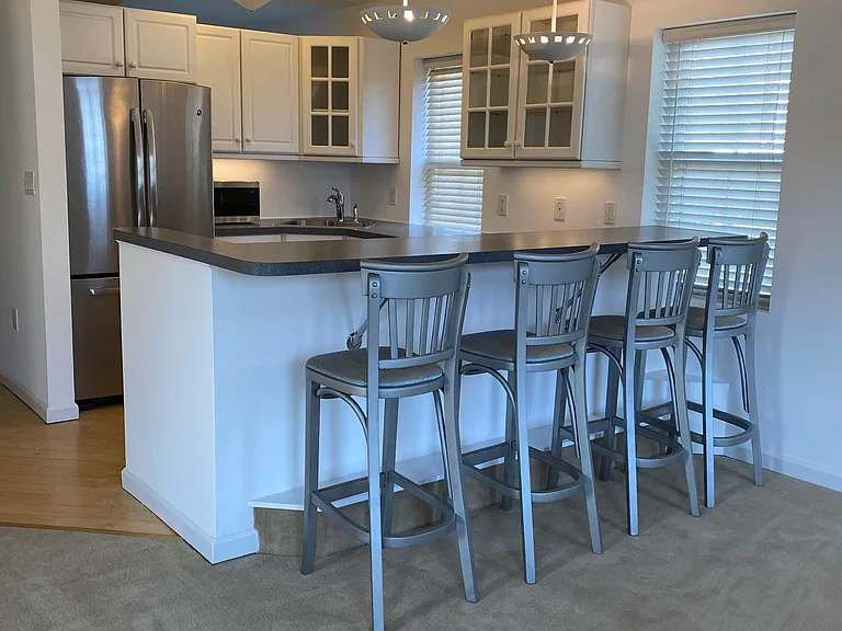 18 Berrian Pl #B — Photo 27