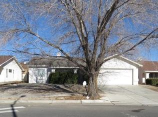 8305 Sapphire St SW, Albuquerque, NM 87121
