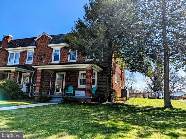 60 Greenwood Ave, Lancaster, PA 17603