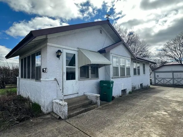 827 Main Street, Cabool, MO 65689