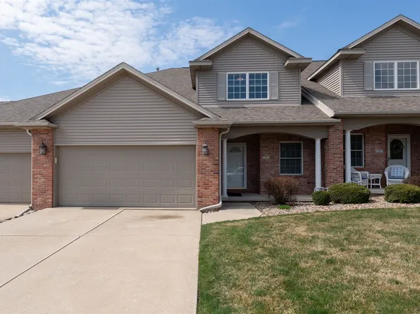 5 Laurel Wood Dr #2, Bloomington, IL 61704