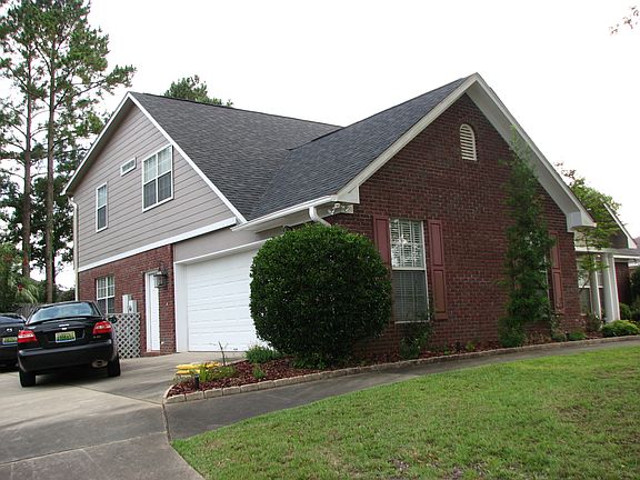 2nd image of 303 Inglewood Dr