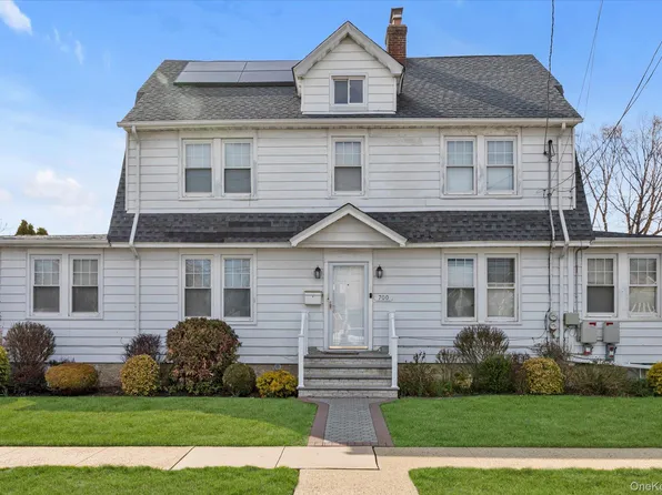 700 Partridge Avenue, West Hempstead, NY 11552