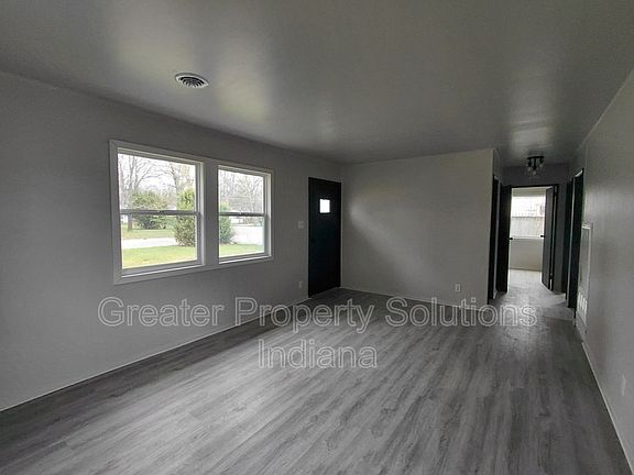 3rd image of 533 Highland Ave