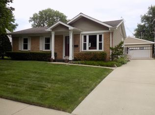 344 Lincoln Ter, Buffalo Grove, IL 60089