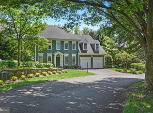 5704 Trafton Pl, Bethesda, MD 20817