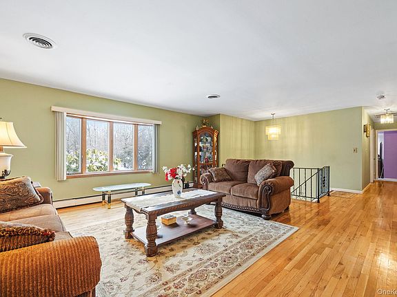 5th image of 38 Haller Crescent