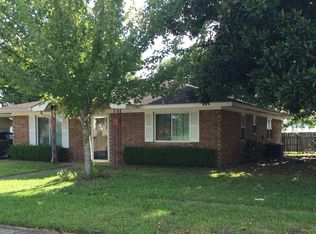 405 High St, Brenham, TX 77833