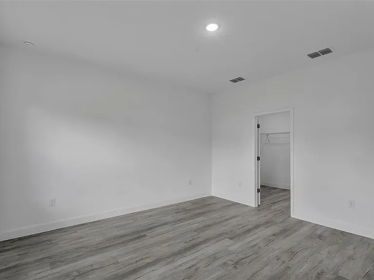 2211 SW 153rd Pl — Photo 29