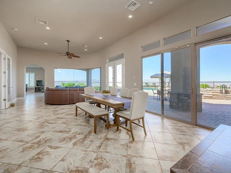 1362 Pioneer Trl — Photo 25