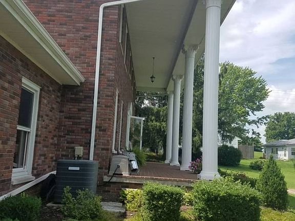 2nd image of 721 Panhandle Ave