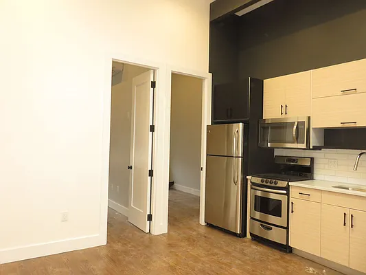 Rented by Rennit Inc. | media 31