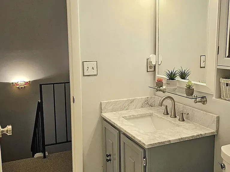 15110 Catalpa Ct — Photo 15