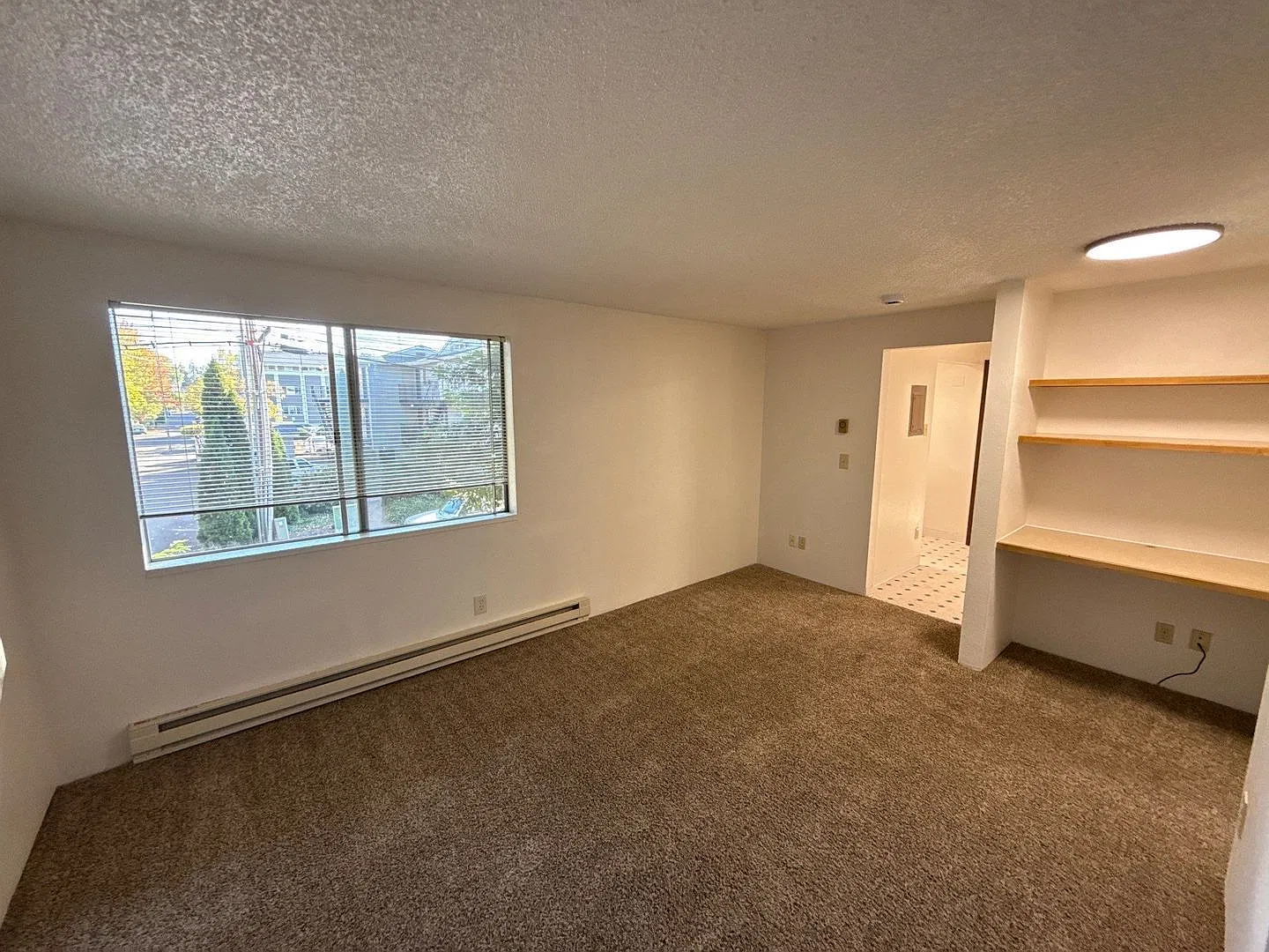 Ashwood Apartments — Photo 3