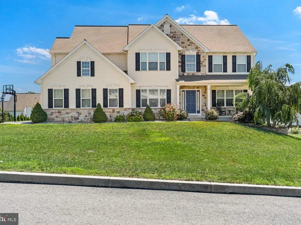 3 Rycroft Rd, Mechanicsburg, PA 17050