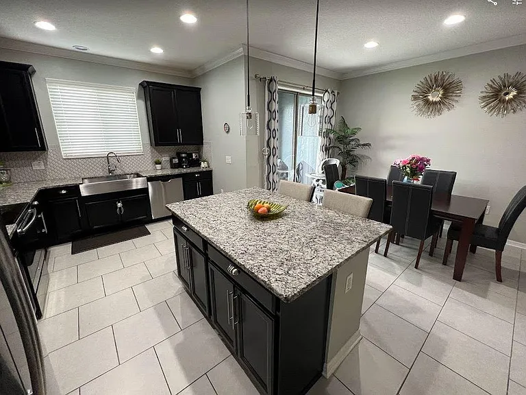 2712 White Isle Ln — Photo 7