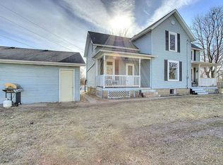 308 E 4th St, Pecatonica, IL