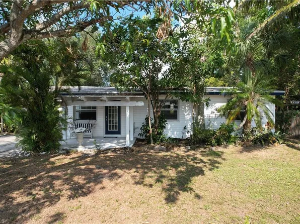 1179 Broad AVE N, NAPLES, FL 34102