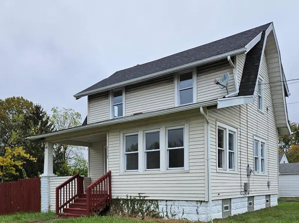 1187 Triplett Blvd, Akron, OH 44306