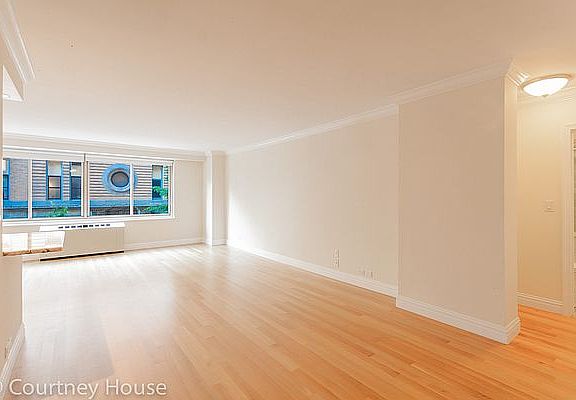 3rd image of 55 W 14th St APT 3N