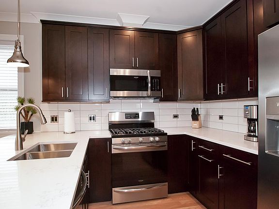 3rd image of 3134 N Kedzie Ave APT 1S