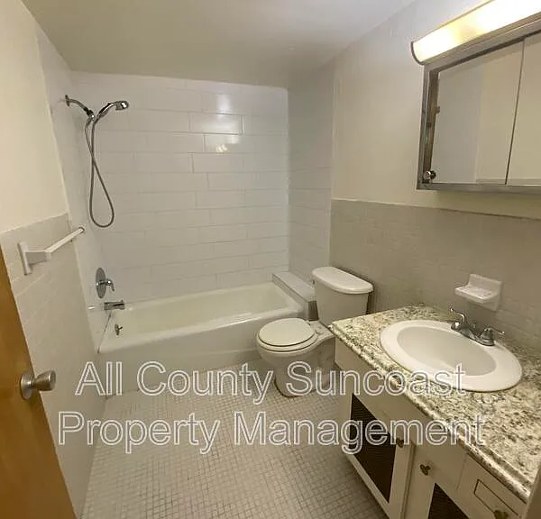 935 34th Ave N #1 — Photo 10